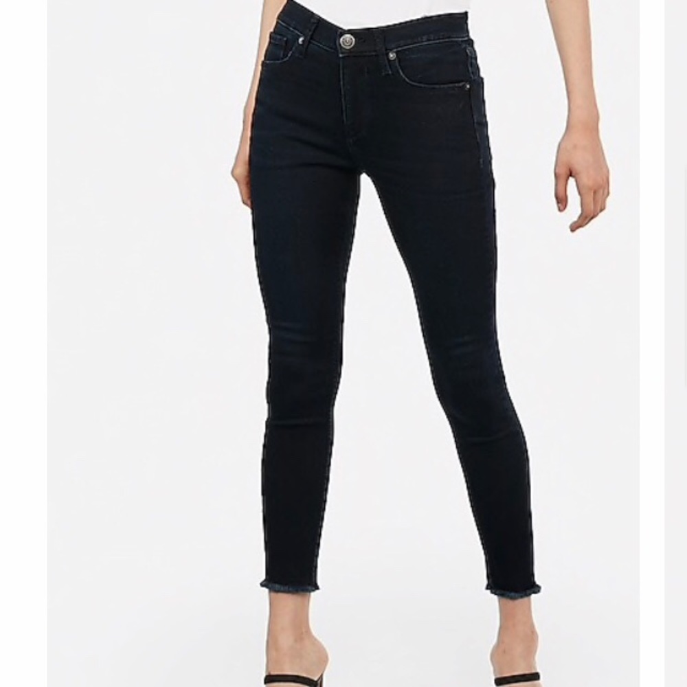 Brand New Express Soft, Cropped Dark Wash Jeans